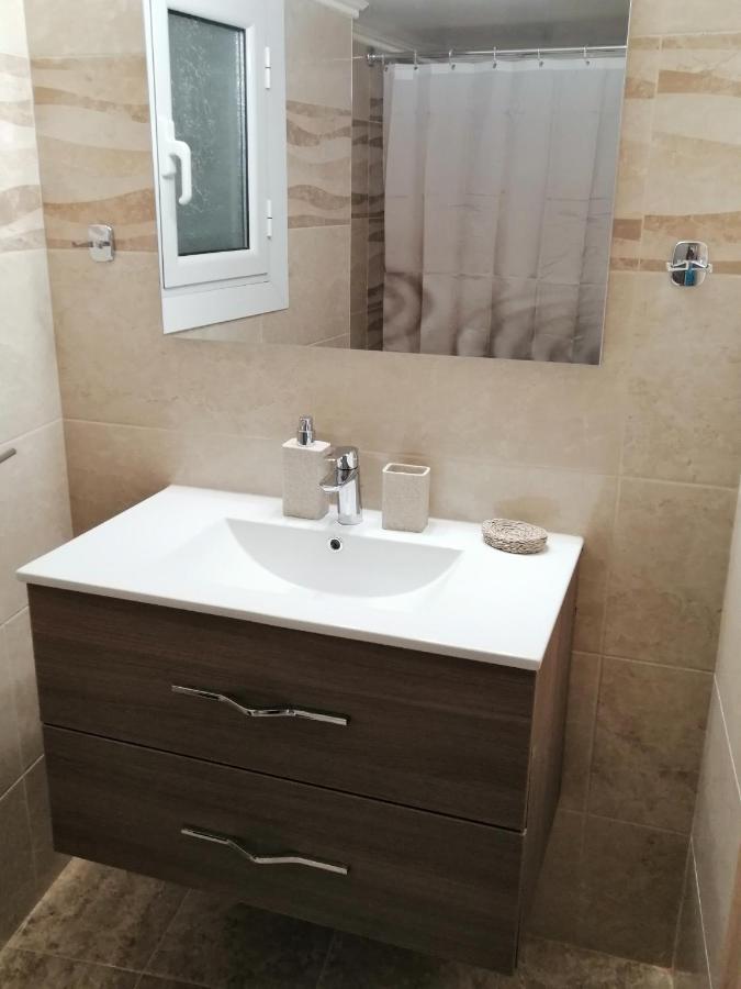 Comfy Apartment For 4 Ppl In Koukaki Афины Экстерьер фото